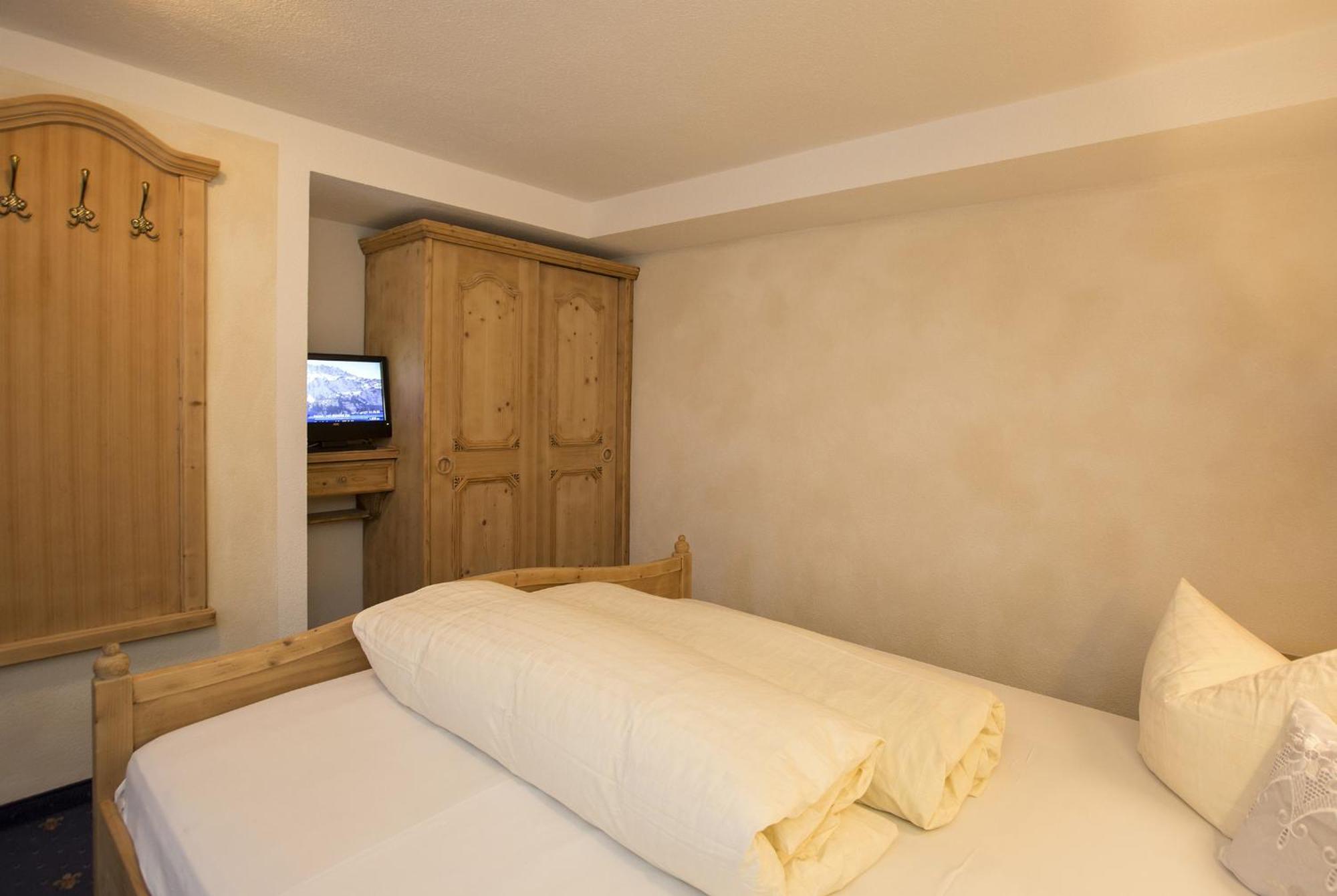 Hotel Tanzer Ischgl Habitación foto